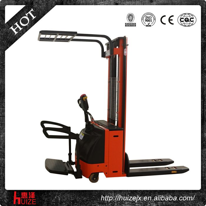 全電動(dòng)帶護(hù)頂架堆高車(chē) (2)